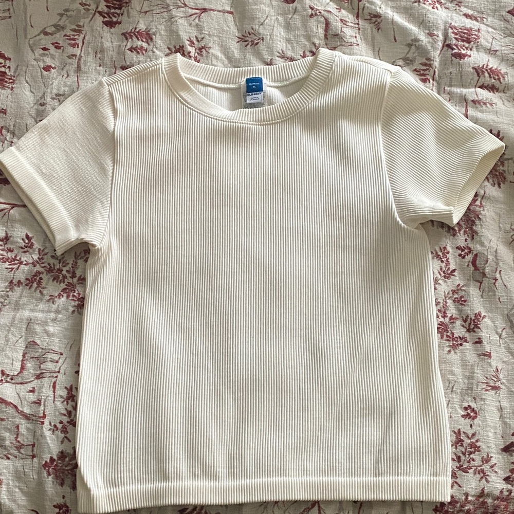 Ribbed Short Sleeve Top